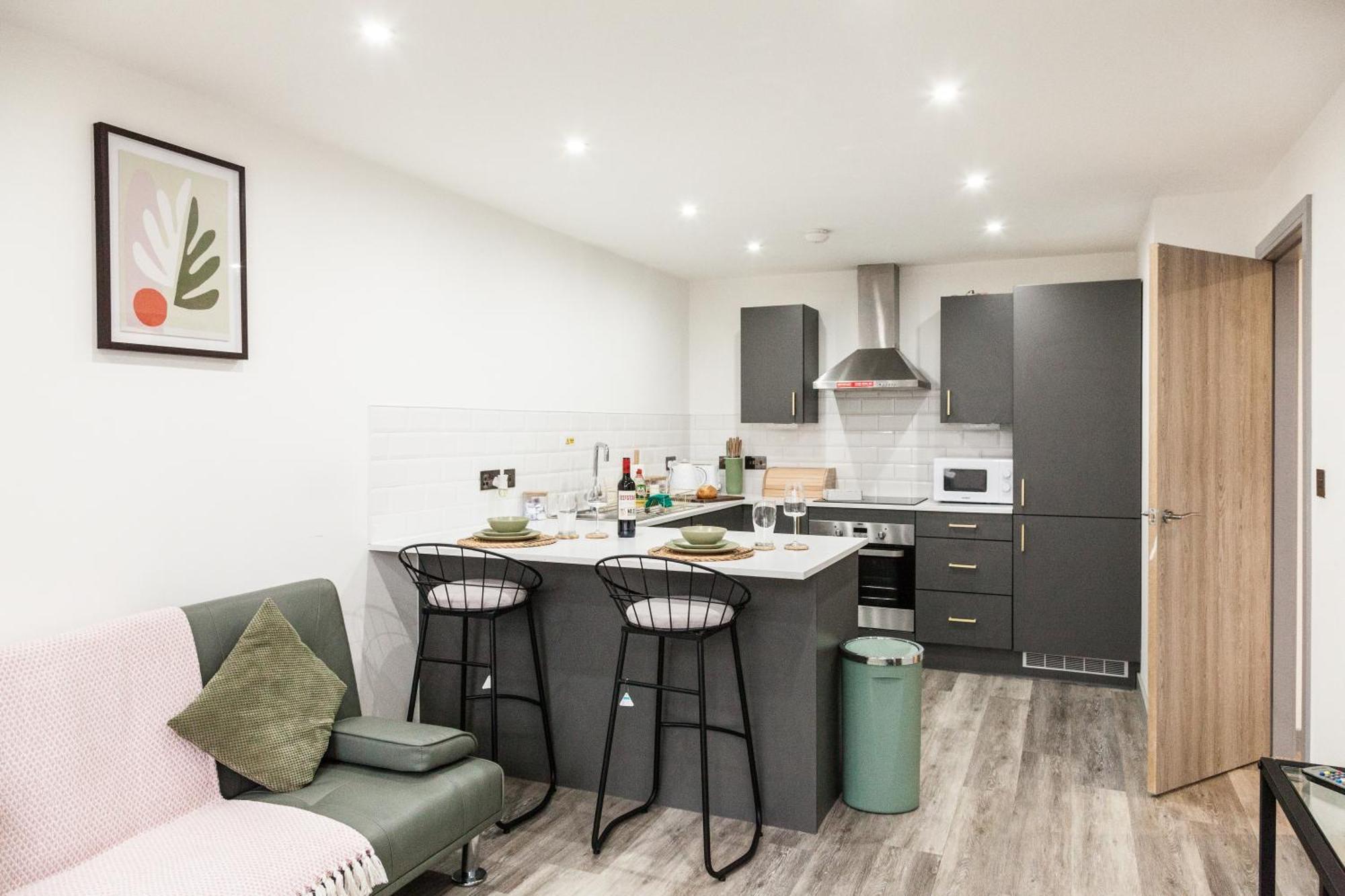 Apartment Comfortable In Desirable Area Of Preston *